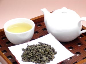 極品 吟上凍頂烏龍茶 50g入り 茶葉 ウーロン茶 台湾茶 青茶 花粉対策 ダイエット 送料無料